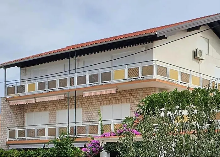 Appartement 3 Bedroom Amazing In Vodice